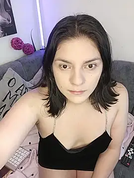 paulina coxx online show from 04/17/26, 12:08