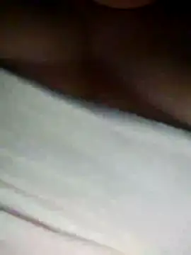 Snapshot of Lobna-66 chatting on 07/08/26, 04:28 Lobna-66 online show from 07/08/26, 04:28