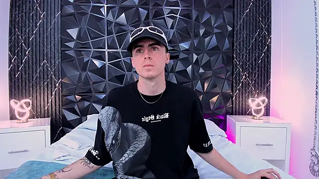 SpaceBoy1 online show from 02/28/26, 08:54