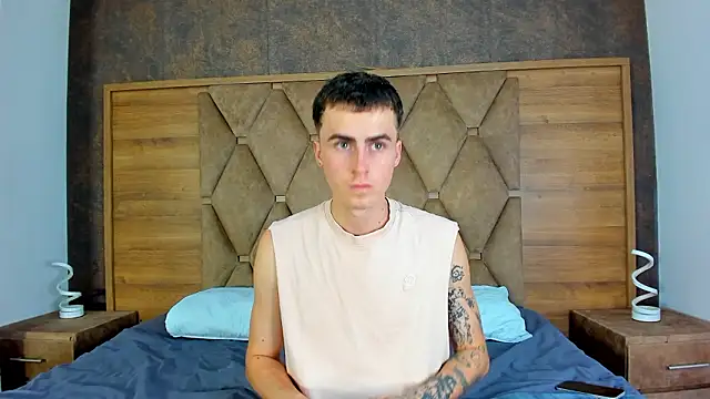 SpaceBoy1 online show from 03/06/26, 04:53