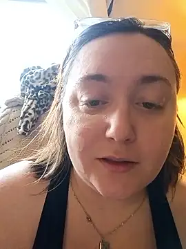 pinkcheetah12 online show from 02/11/26, 05:40