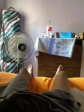 Snapshot of GuioficialBr chatting on 02/11/26, 04:56 GuioficialBr online show from 02/11/26, 04:56