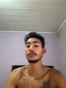 Snapshot of GuioficialBr chatting on 02/17/26, 07:09 GuioficialBr online show from 02/17/26, 07:09