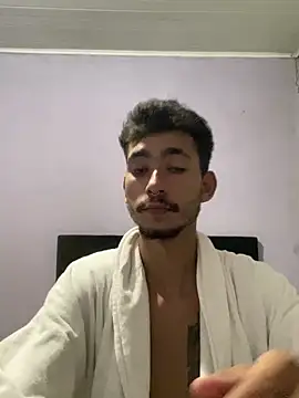 Snapshot of GuioficialBr chatting on 02/19/26, 10:39 GuioficialBr online show from 02/19/26, 10:39