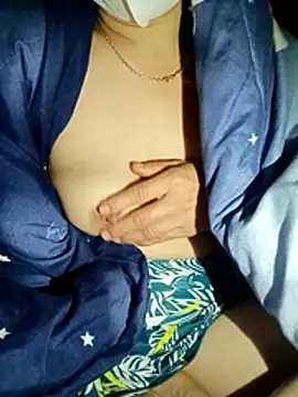 Snapshot of Bad_girl_99 chatting on 01/12/26, 07:52 Bad girl 99 online show from 01/12/26, 07:52