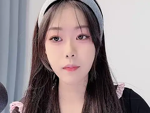 smalldaisy online show from 01/12/26, 02:06