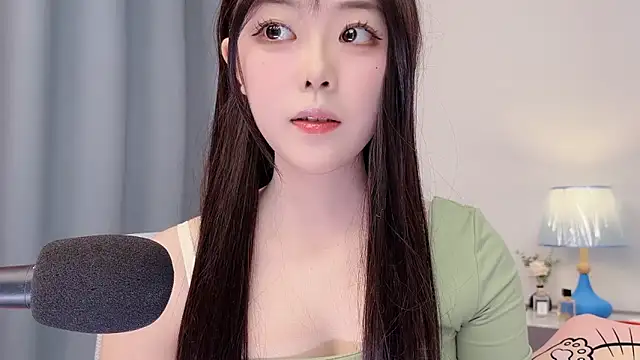 smalldaisy online show from 04/03/26, 02:31