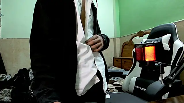 vincenzox7 online show from 02/13/26, 03:30