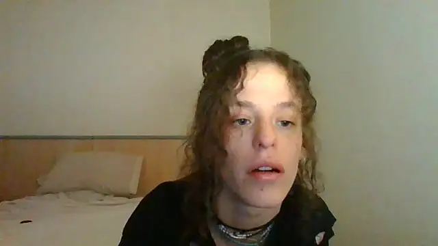 Snapshot of 4lien chatting on 04/01/26, 07:53 4lien online show from 04/01/26, 07:53