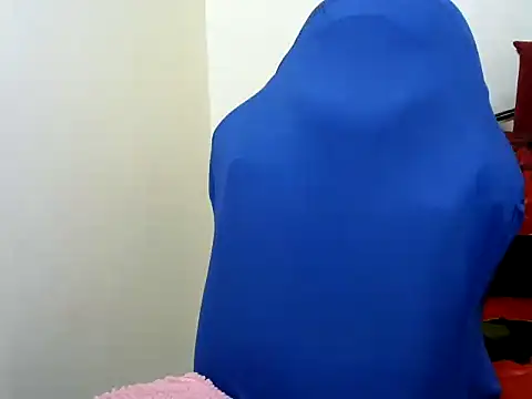 celine margo online show from 10/05/25, 10:02