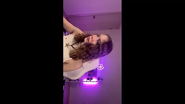 KellySunn online show from 02/17/26, 09:17