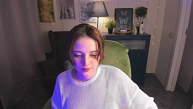 Snapshot of SarahShelby chatting on 06/06/26, 10:14 SarahShelby online show from 06/06/26, 10:14