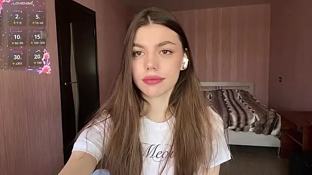 NeidaGowing online show from 04/16/26, 08:15