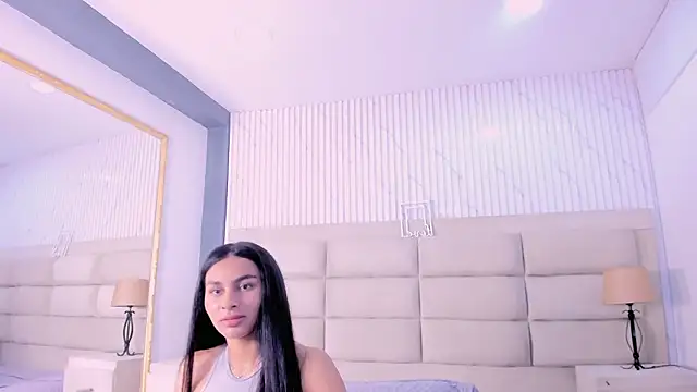 ManuelaEvans  online show from 01/17/26, 08:34