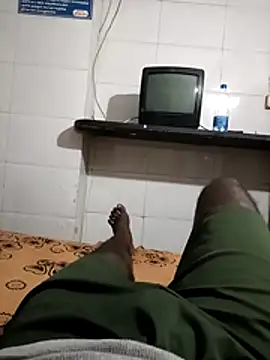 Tamilpaiyan07 online show from 02/27/26, 04:07