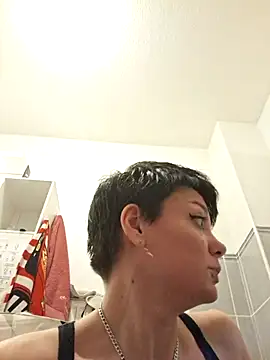 Snapshot of Angel34-83 chatting on 02/10/26, 05:50 Angel34-83 online show from 02/10/26, 05:50