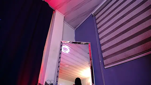 Emilyy05  online show from 02/13/26, 03:13