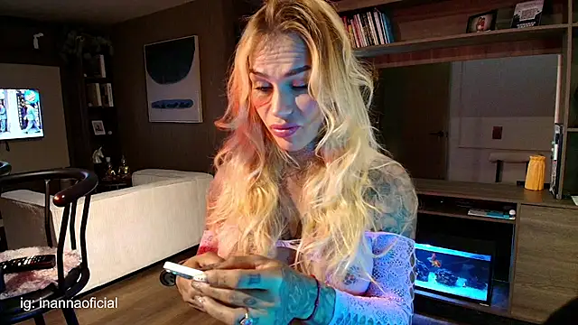 Ambrosia       online show from 04/17/26, 11:52