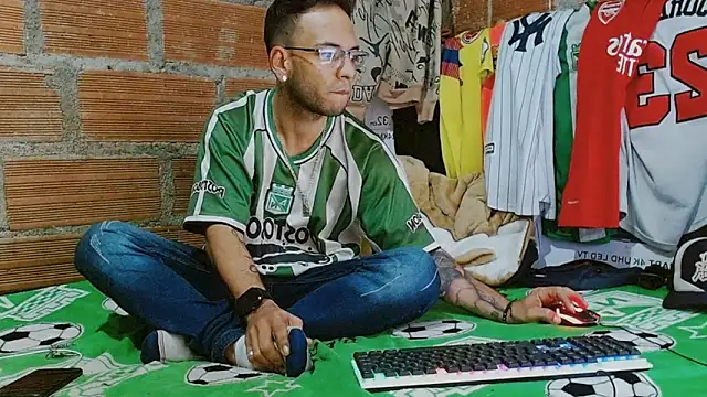 Alphamaster 92 online show from 02/26/26, 01:04