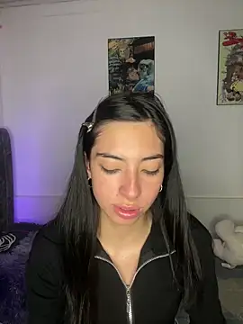 junorise23 online show from 04/17/26, 03:53