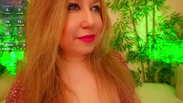 Snapshot of HappyLisa chatting on 09/25/25, 05:11 HappyLisa online show from 09/25/25, 05:11