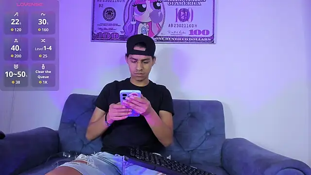 Victor LatinBoy online show from 03/27/26, 04:18