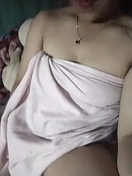 Lucky cutee online show from 06/24/26, 12:04