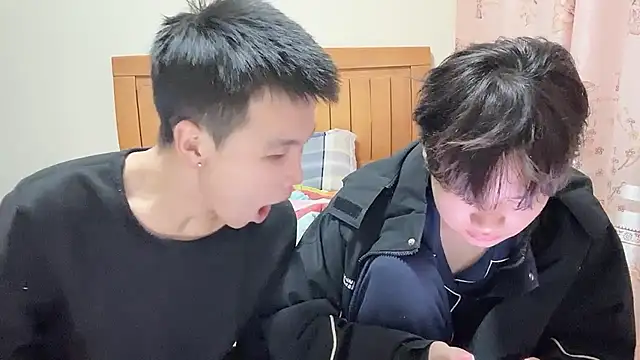 Snapshot of junnan001 chatting on 01/10/26, 10:28 junnan001 online show from 01/10/26, 10:28