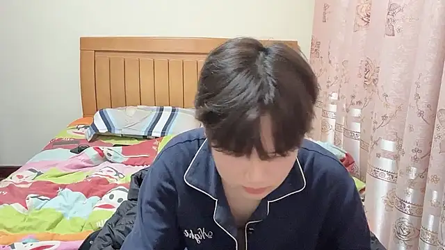 Snapshot of junnan001 chatting on 01/12/26, 11:15 junnan001 online show from 01/12/26, 11:15