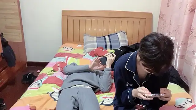 Snapshot of junnan001 chatting on 01/13/26, 02:33 junnan001 online show from 01/13/26, 02:33