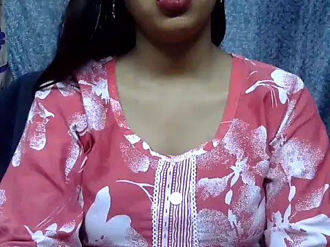 cute Dirty Diva online show from 06/05/26, 03:18
