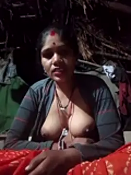 Snapshot of Rajni_hote chatting on 02/07/26, 04:00 Rajni hote online show from 02/07/26, 04:00