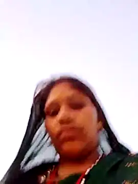 Snapshot of Rajni_hote chatting on 02/16/26, 12:56 Rajni hote online show from 02/16/26, 12:56