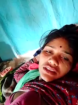 Snapshot of Rajni_hote chatting on 03/02/26, 05:41 Rajni hote online show from 03/02/26, 05:41