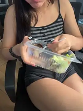 Sofii unicorn online show from 04/20/26, 05:16