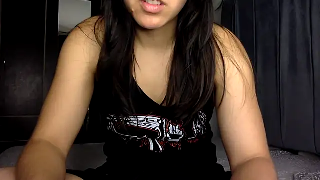 Snapshot of Sofii_unicorn chatting on 05/26/26, 08:49 Sofii unicorn online show from 05/26/26, 08:49