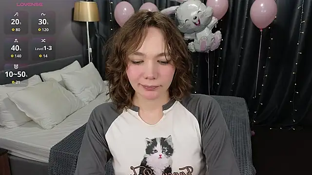 NovaEva  online show from 04/10/26, 12:05