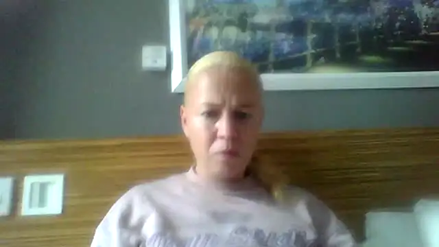 jennyblondeuk online show from 04/04/26, 02:25