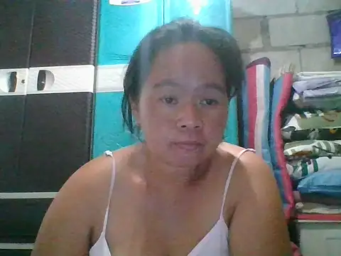 Snapshot of Wetmama_69 chatting on 03/18/26, 12:47 Wetmama 69 online show from 03/18/26, 12:47