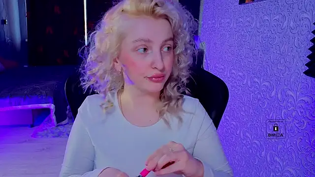 Eva Vibe  online show from 04/05/26, 06:10