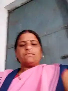 CUTE Ishpa online show from 02/27/26, 05:18