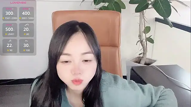 Snapshot of Yuer-77 chatting on 02/06/26, 11:57 Yuer-77 online show from 02/06/26, 11:57