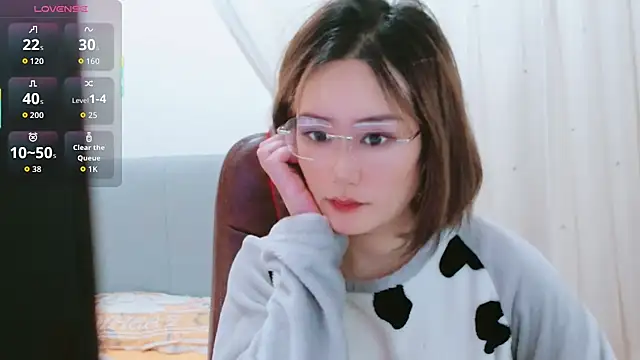 lucynan online show from 02/08/26, 09:02