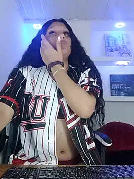 ashley-17 online show from 12/21/25, 06:09