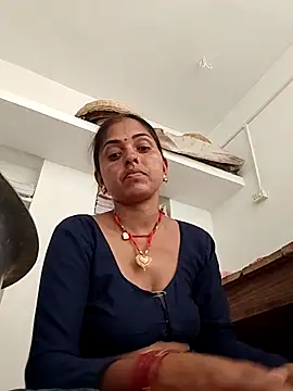 Snapshot of Mahima_rani34 chatting on 05/14/26, 09:49 Mahima rani34 online show from 05/14/26, 09:49
