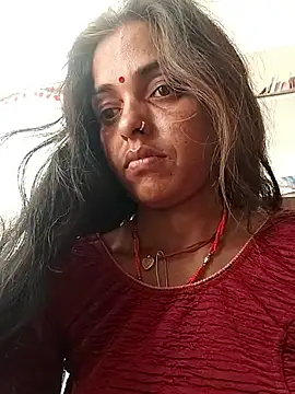Snapshot of Mahima_rani34 chatting on 06/04/26, 10:21 Mahima rani34 online show from 06/04/26, 10:21