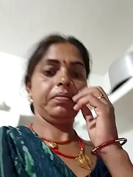 Snapshot of Mahima_rani34 chatting on 06/16/26, 10:01 Mahima rani34 online show from 06/16/26, 10:01