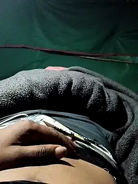 Hot2602 online show from 12/21/25, 01:18