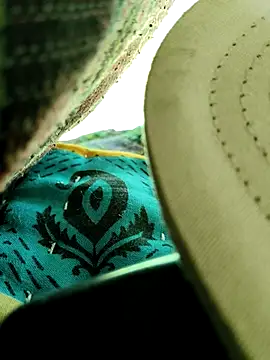 Hot2602 online show from 04/16/26, 06:03