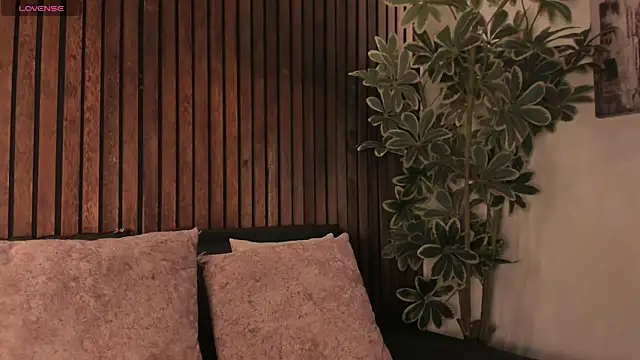 Lilith Sage  online show from 04/12/26, 02:33